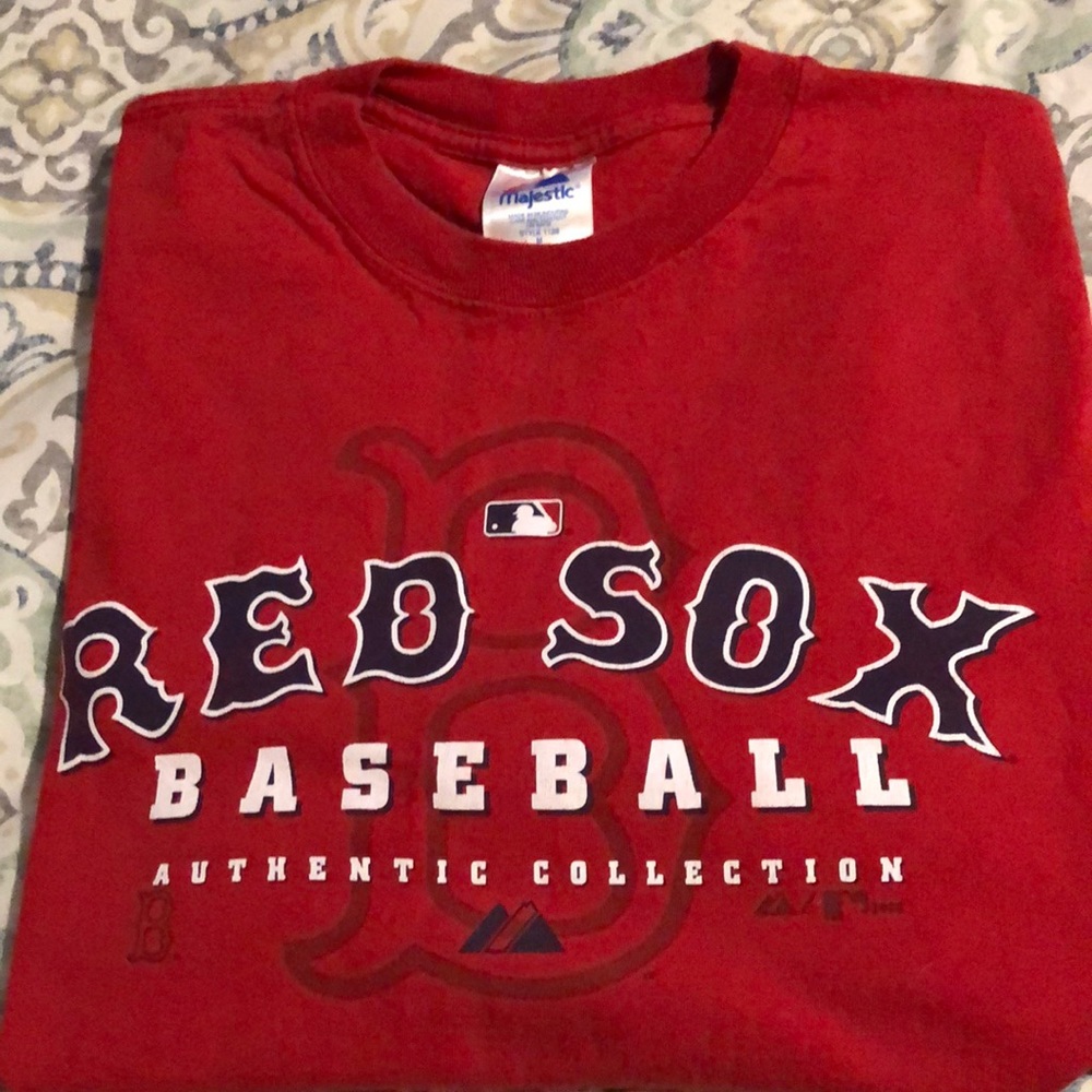 Red Sox t shirt